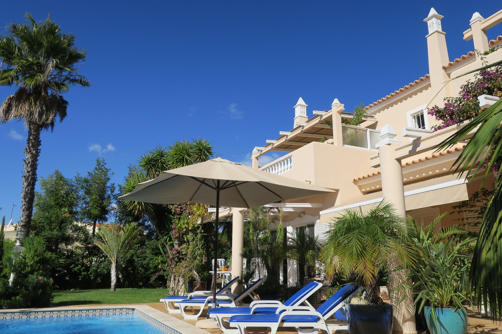 Vivenda das Palmeiras Villenhälfte